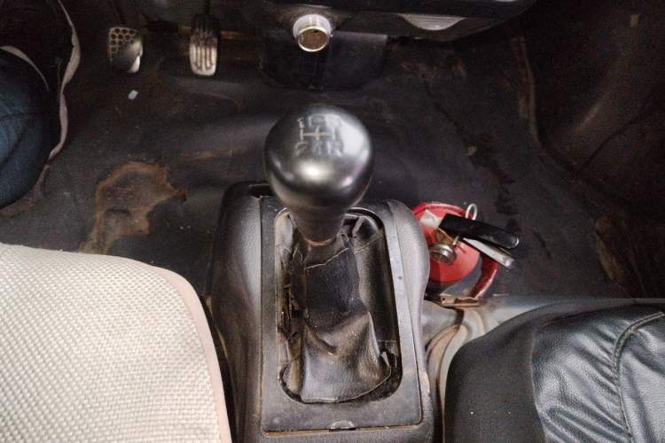 Used Wuling Rongguang 2012 1.2L Extended Basic Version LJY Gear Lever