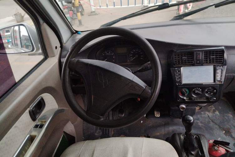 Used Wuling Rongguang 2012 1.2L Extended Basic Version LJY Steering Wheel