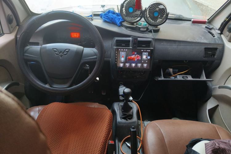 Used Wuling Rongguang 2012 1.2L Extended Basic Version LJY Center Console