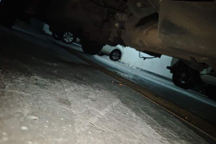 Used Wuling Rongguang 2012 1.5L Extended Basic Version Chassis Front Right