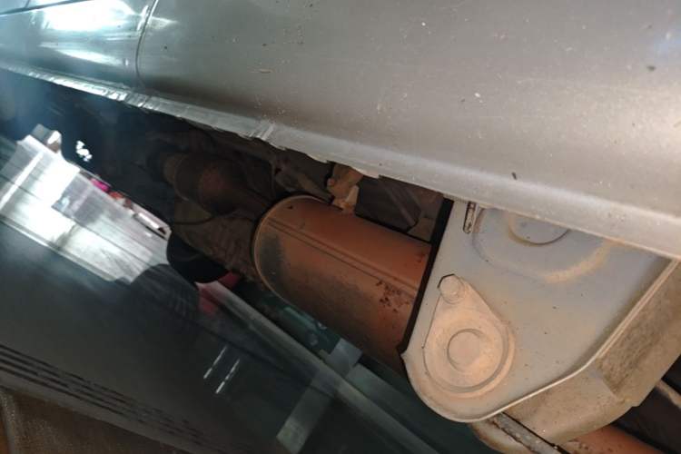 Used Wuling Rongguang 2012 1.5L Extended Basic Version Chassis Rear Left