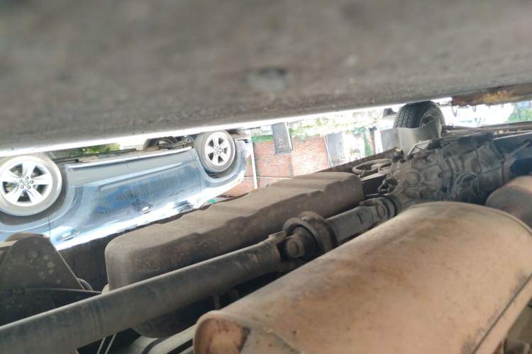 Used Wuling Rongguang 2012 1.5L Extended Basic Version Chassis Rear Left