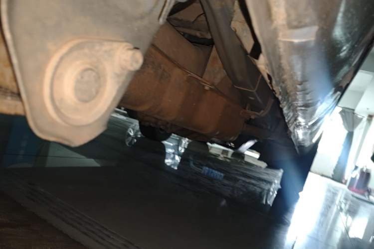 Used Wuling Rongguang 2012 1.5L Extended Basic Version Chassis Rear Right