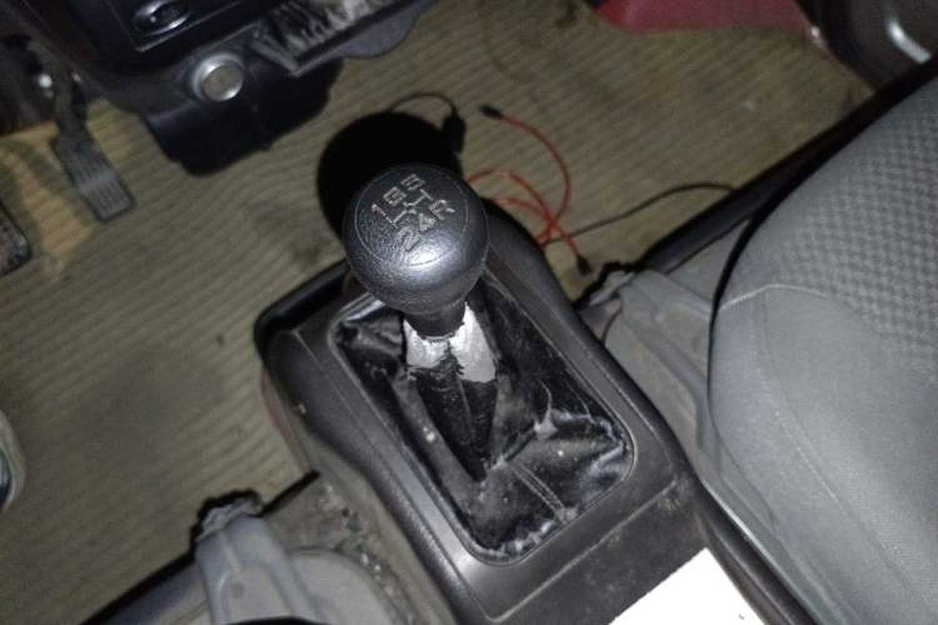 Used Wuling Rongguang 2012 1.5L Extended Basic Version Gear Lever