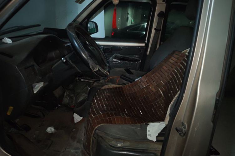 Used Wuling Rongguang 2012 1.5L Extended Basic Version Left Front Seat