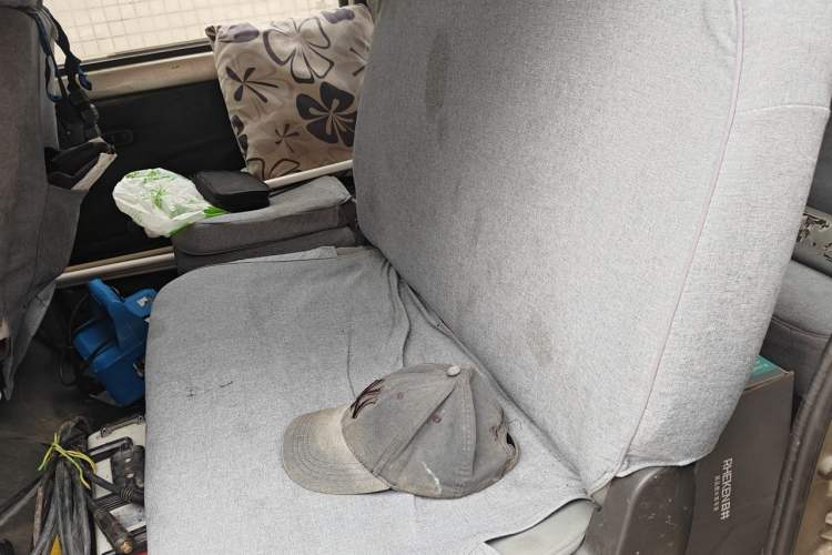 Used Wuling Rongguang 2012 1.5L Extended Basic Version Left Rear Seat