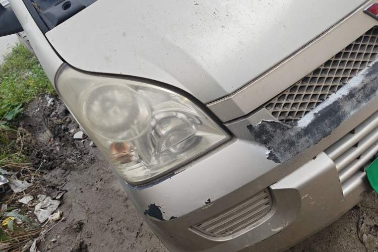 Used Wuling Rongguang 2012 1.5L Extended Basic Version Right Front Headlight