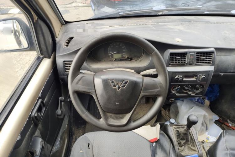 Used Wuling Rongguang 2012 1.5L Extended Basic Version Steering Wheel