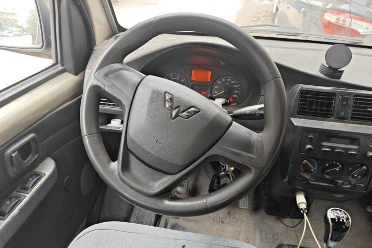 Used Wuling Rongguang 2012 1.5L Extended Basic Version Steering Wheel