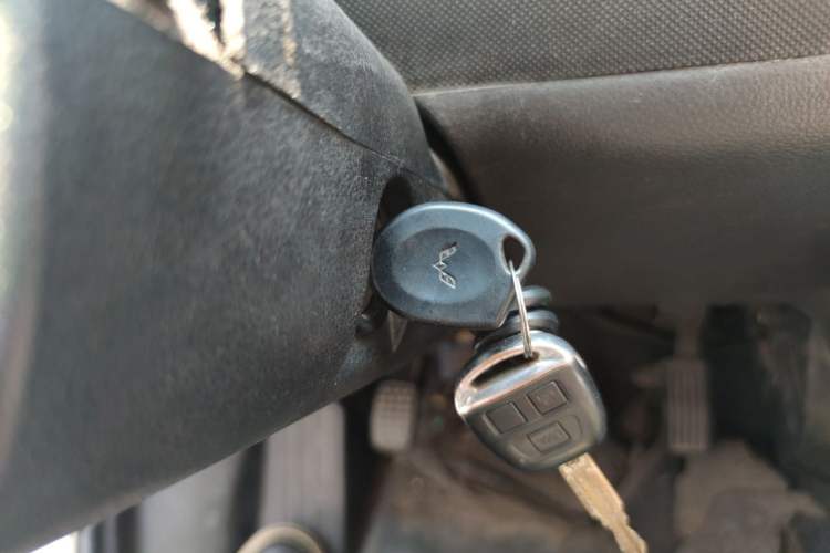 Used Wuling Rongguang 2012 1.5L Extended Basic Version Vehicle Key