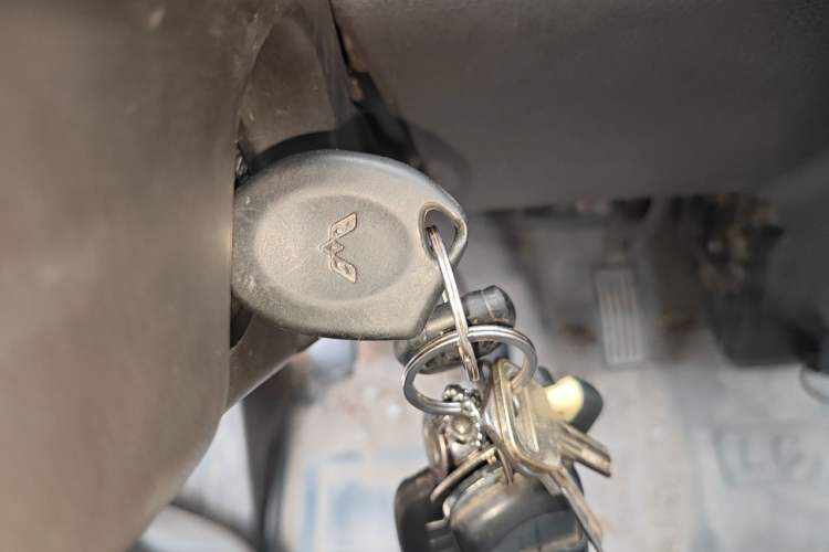 Used Wuling Rongguang 2012 1.5L Extended Basic Version Vehicle Key