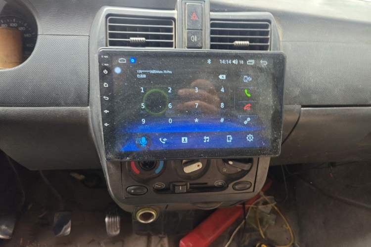 Used Wuling Rongguang 2012 1.2L Extended Basic Version LJY Audio And AC Panel