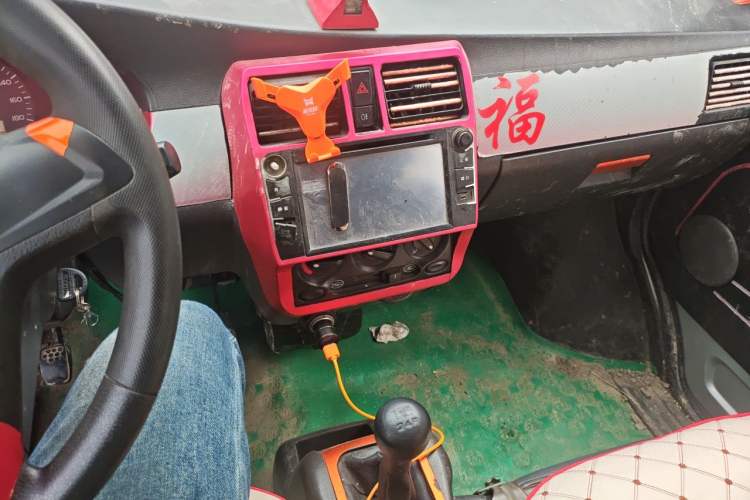 Used Wuling Rongguang 2012 1.2L Extended Basic Version LJY Audio And AC Panel