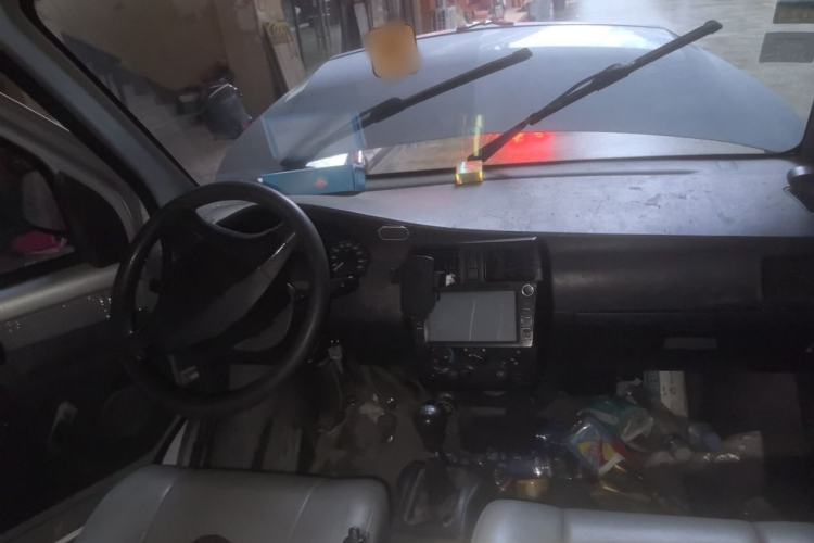 Used Wuling Rongguang 2012 1.2L Extended Basic Version LJY Center Console