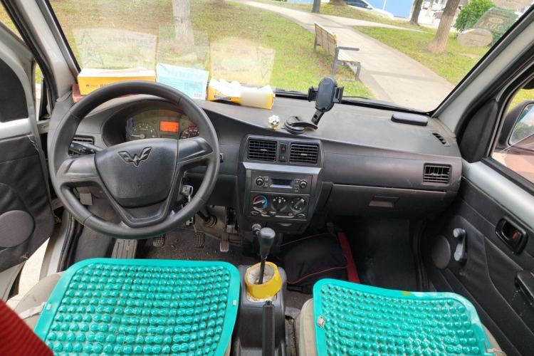 Used Wuling Rongguang 2012 1.2L Extended Basic Version LJY Center Console