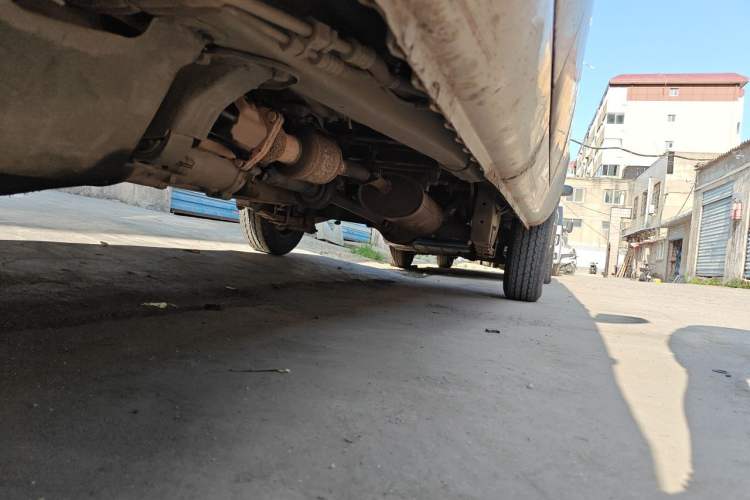 Used Wuling Rongguang 2012 1.2L Extended Basic Version LJY Chassis Front Left