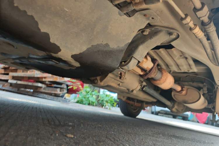 Used Wuling Rongguang 2012 1.2L Extended Basic Version LJY Chassis Front Left