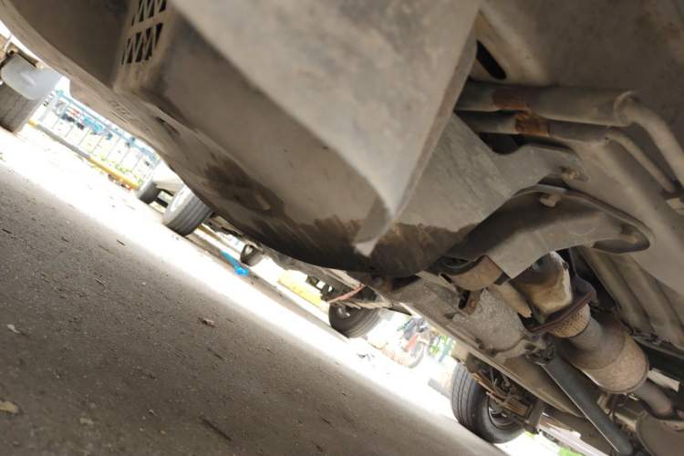 Used Wuling Rongguang 2012 1.2L Extended Basic Version LJY Chassis Front Left