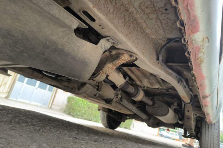 Used Wuling Rongguang 2012 1.2L Extended Basic Version LJY Chassis Front Left