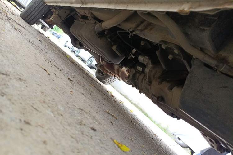 Used Wuling Rongguang 2012 1.5L Extended Standard Version Chassis Front Right