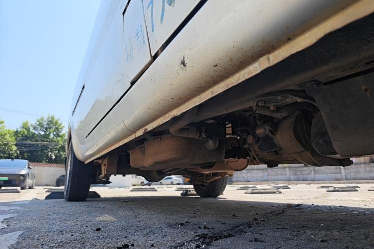 Used Wuling Rongguang 2012 1.2L Extended Basic Version LJY Chassis Front Right