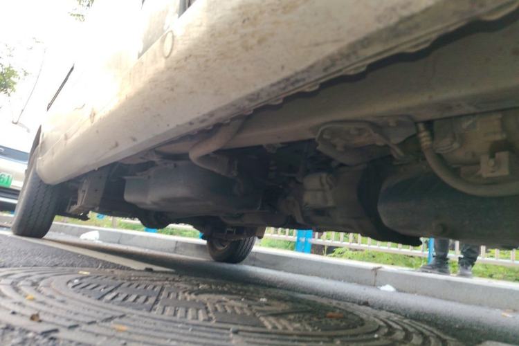 Used Wuling Rongguang 2012 1.2L Extended Standard Version LJY Chassis Front Right