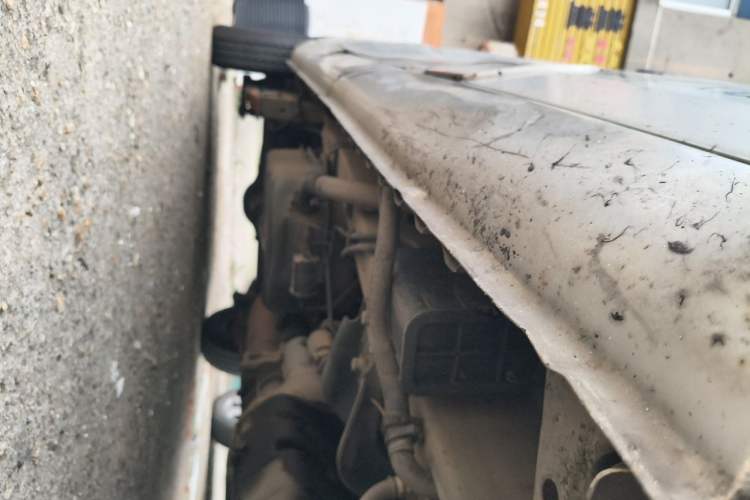 Used Wuling Rongguang 2012 1.5L Extended Basic Version Chassis Front Right