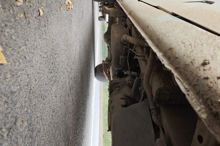 Used Wuling Rongguang 2012 1.5L Extended Basic Version Chassis Front Right