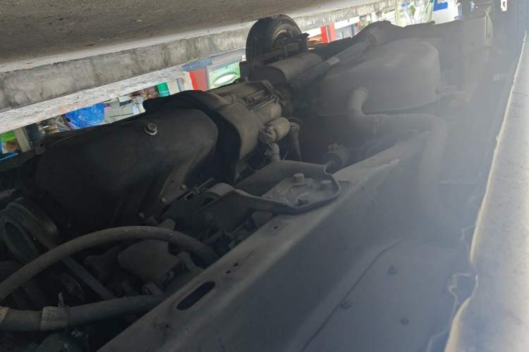 Used Wuling Rongguang 2012 1.2L Extended Basic Version LJY Chassis Front Right