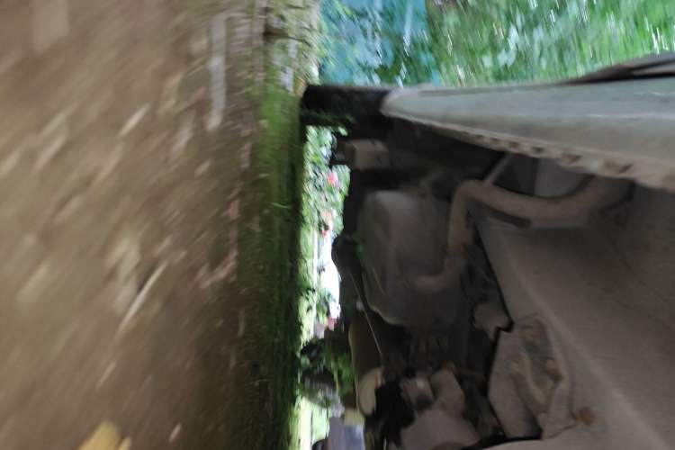 Used Wuling Rongguang 2012 1.2L Extended Basic Version LJY Chassis Front Right