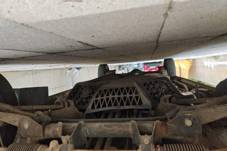Used Wuling Rongguang 2012 1.5L Extended Basic Version Chassis Front