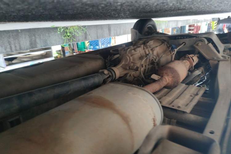 Used Wuling Rongguang 2012 1.5L Extended Standard Version Chassis Rear Left