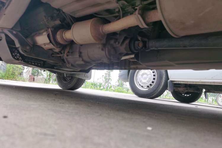 Used Wuling Rongguang 2012 1.2L Extended Basic Version LJY Chassis Rear Left