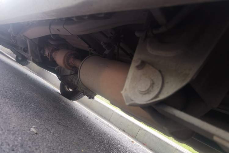 Used Wuling Rongguang 2012 1.5L Extended Basic Version Chassis Rear Left