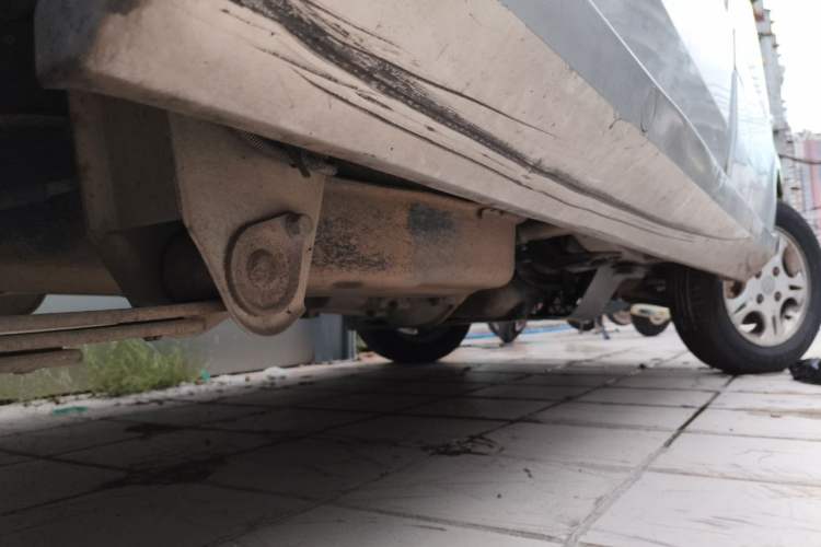 Used Wuling Rongguang 2012 1.2L Extended Standard Version LJY Chassis Rear Right