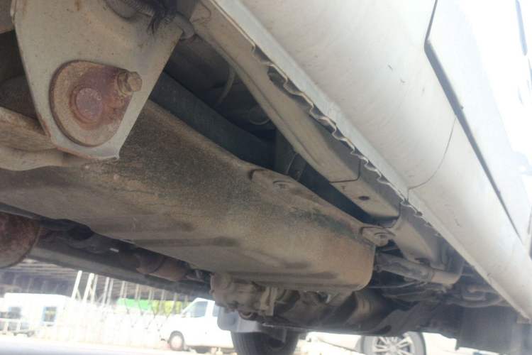 Used Wuling Rongguang 2012 1.5L Extended Basic Version Chassis Rear Right