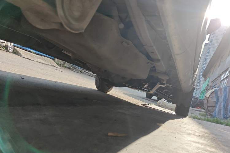 Used Wuling Rongguang 2012 1.2L Extended Basic Version LJY Chassis Rear Right