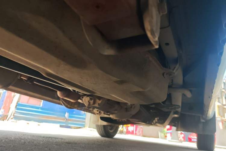 Used Wuling Rongguang 2012 1.2L Extended Basic Version LJY Chassis Rear Right