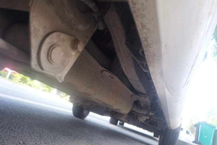 Used Wuling Rongguang 2012 1.5L Extended Basic Version Chassis Rear Right