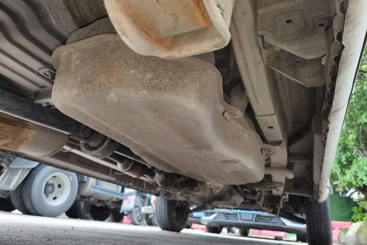 Used Wuling Rongguang 2012 1.2L Extended Basic Version LJY Chassis Rear Right