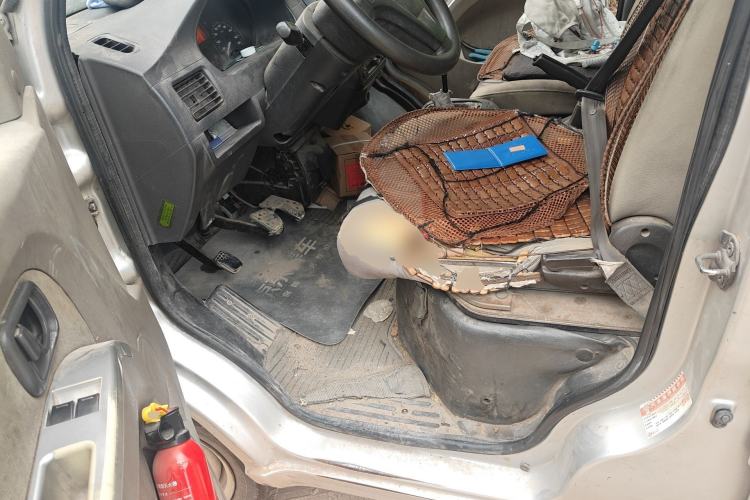 Used Wuling Rongguang 2012 1.2L Extended Basic Version LJY Driver Seat