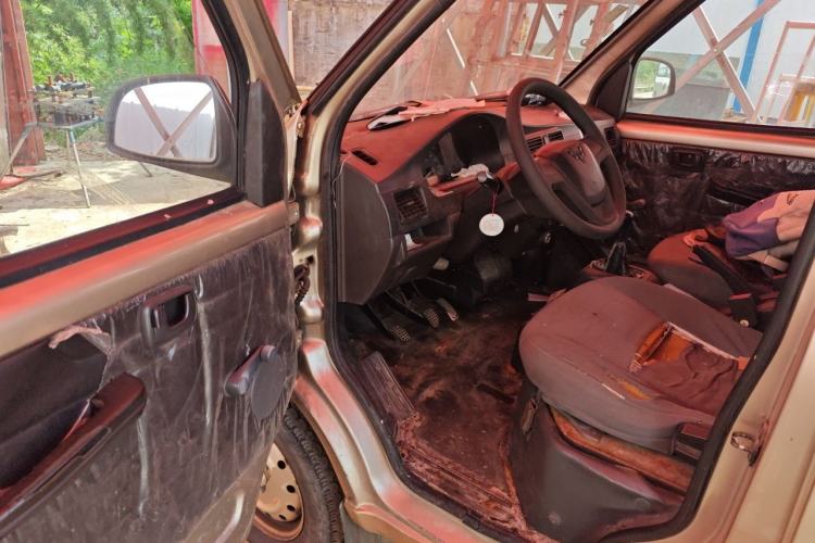 Used Wuling Rongguang 2012 1.2L Extended Basic Version LJY Driver Seat