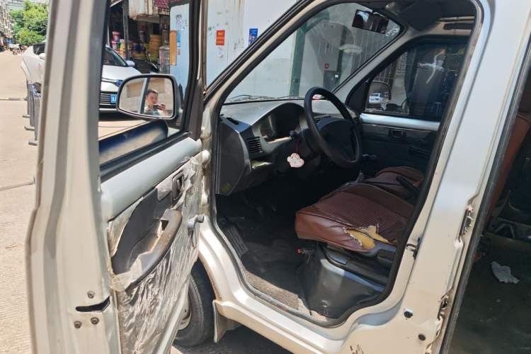 Used Wuling Rongguang 2012 1.2L Extended Basic Version LJY Driver Seat