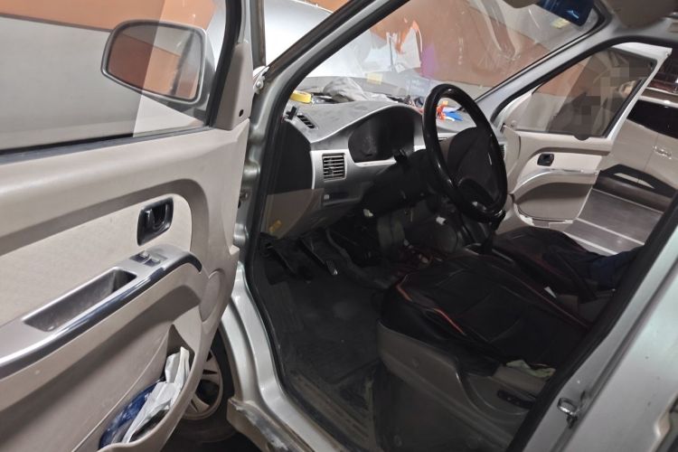 Used Wuling Rongguang 2012 1.5L Extended Standard Version Driver Seat
