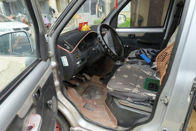 Used Wuling Rongguang 2012 1.2L Extended Basic Version LJY Driver Seat