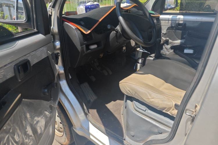 Used Wuling Rongguang 2012 1.5L Extended Basic Version Driver Seat