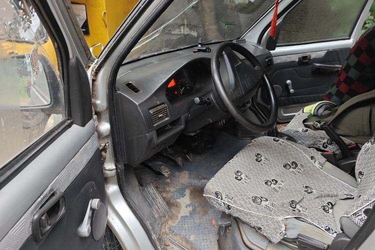 Used Wuling Rongguang 2012 1.2L Extended Basic Version LJY Driver Seat