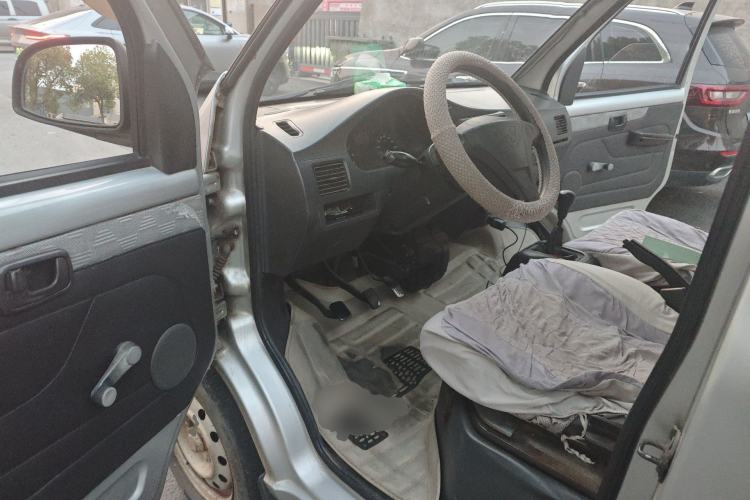 Used Wuling Rongguang 2012 1.2L Extended Basic Version LJY Driver Seat