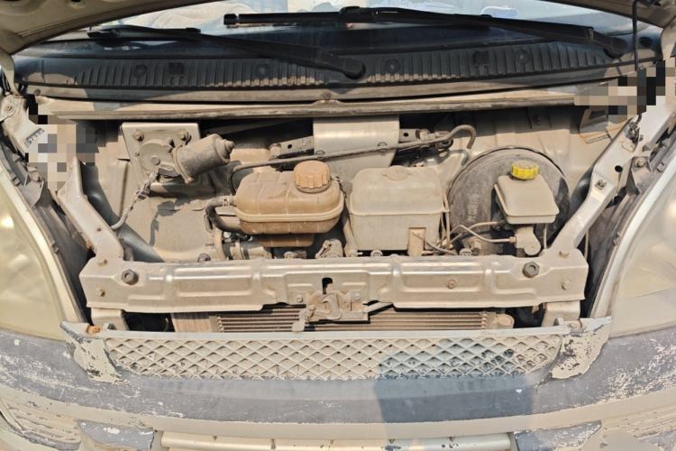 Used Wuling Rongguang 2012 1.2L Extended Basic Version LJY Engine Bay