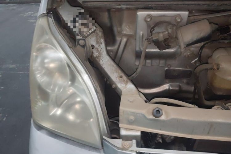 Used Wuling Rongguang 2012 1.5L Extended Basic Version Engine Bay Right
